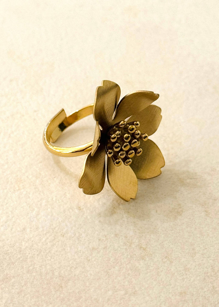 Statement Ring with Flower