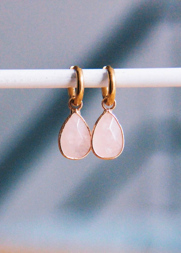 Små hoops med lyserøde natursten