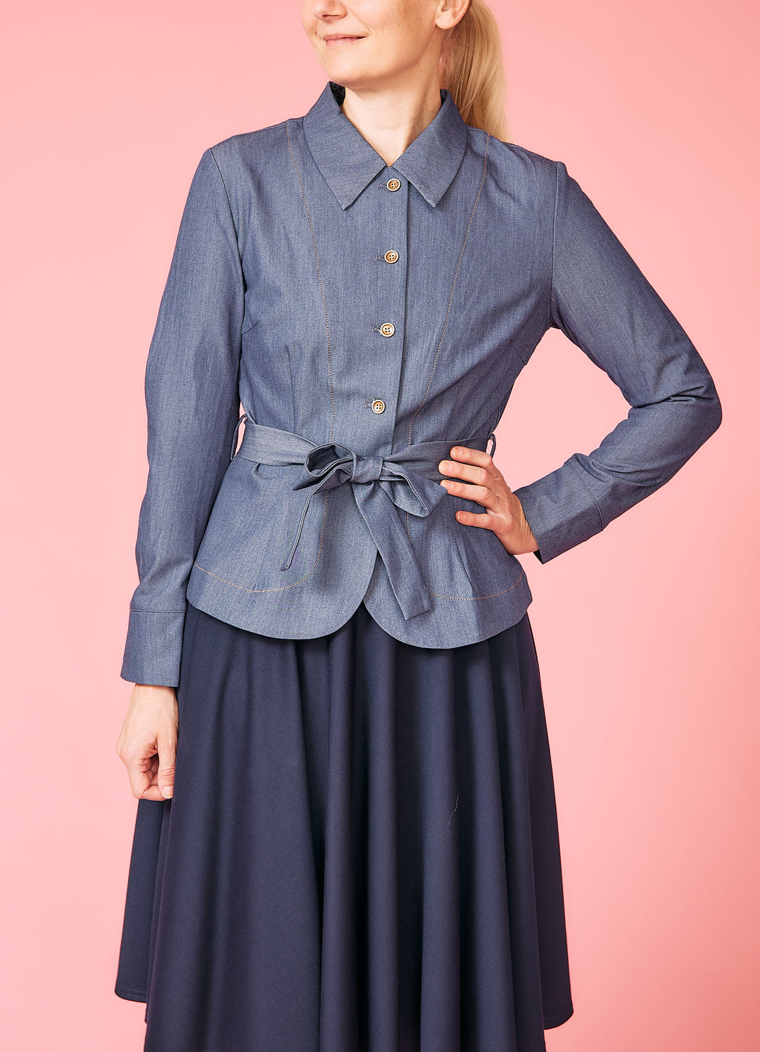 Edie Jakke - blå chambray