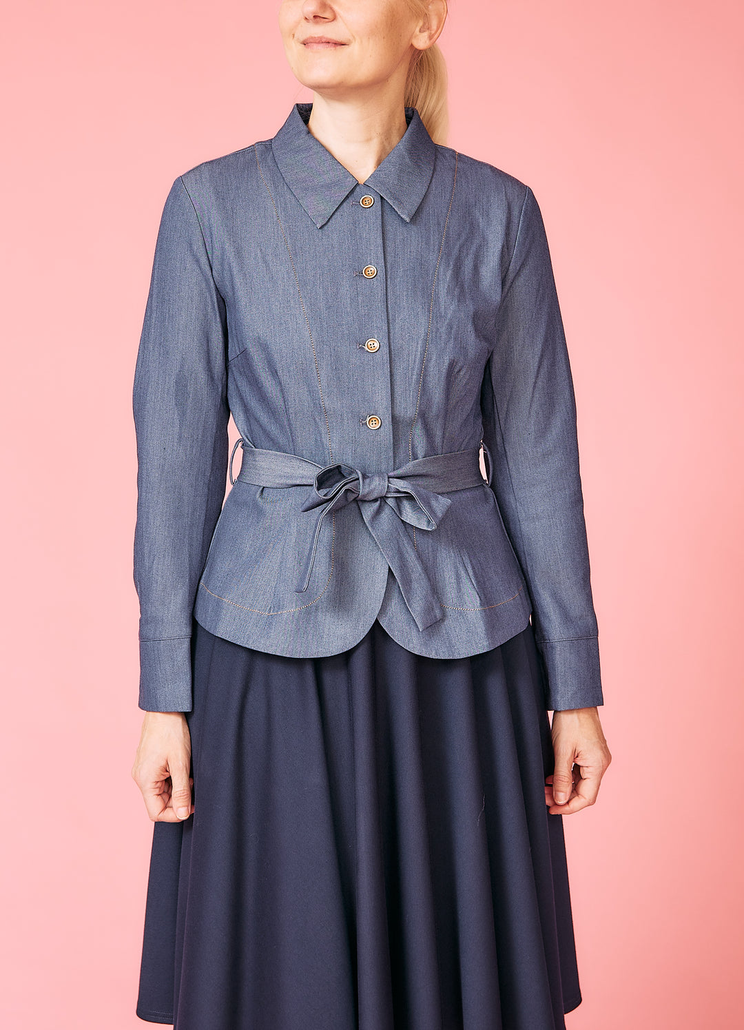 Edie Jakke - blå chambray