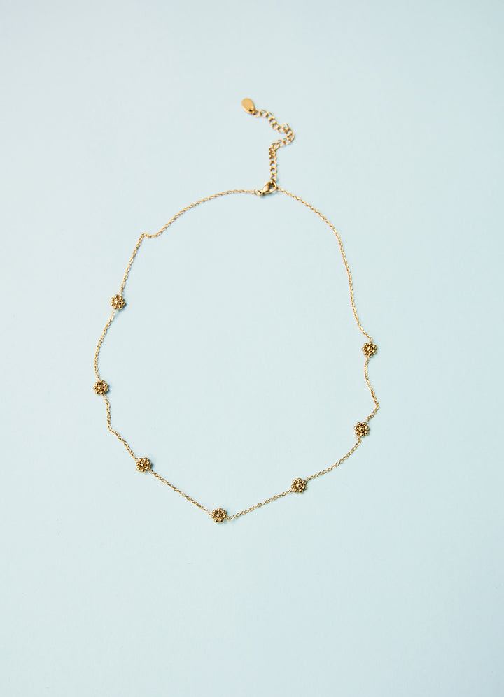 Halskæde med små blomster