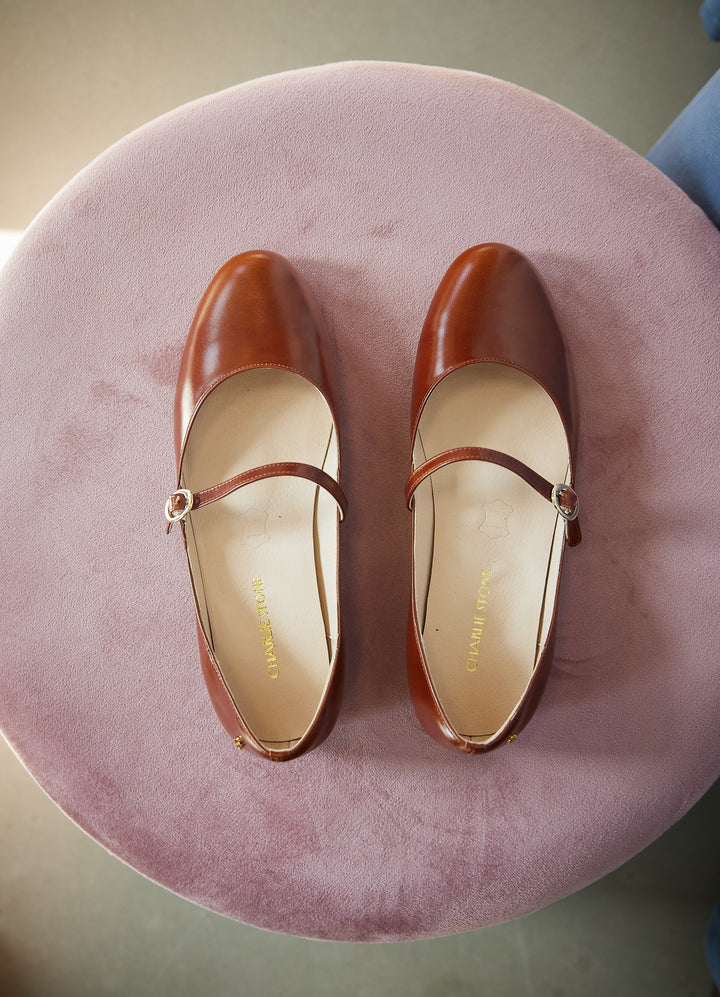 Brönte - cognac-colored leather