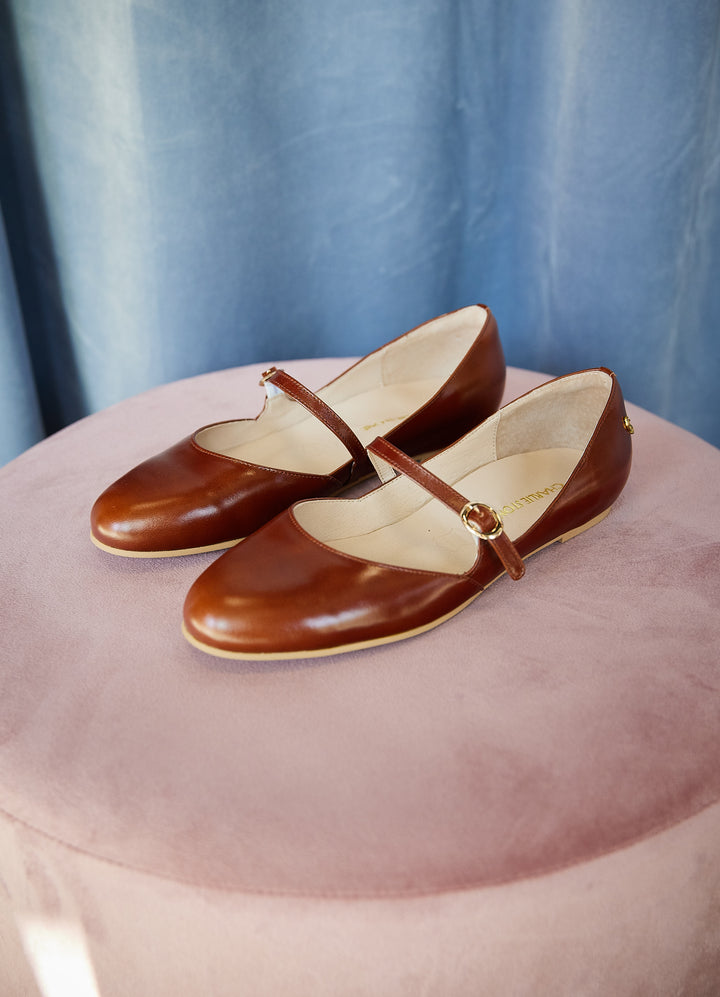 Brönte - cognac-colored leather