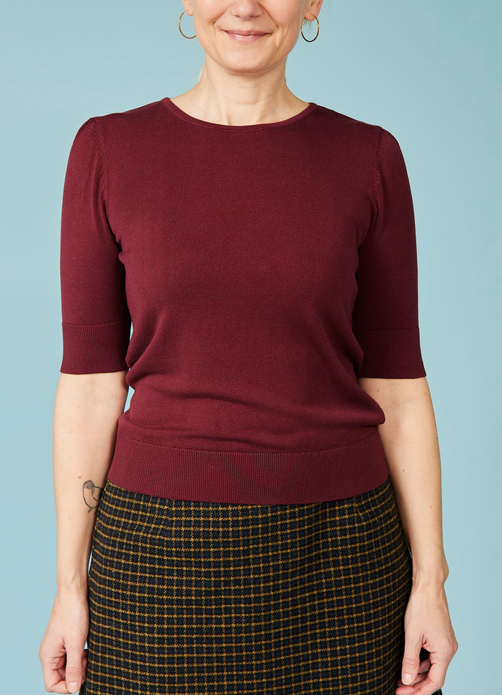 Chrissie Plain Knitted Top - burgundy