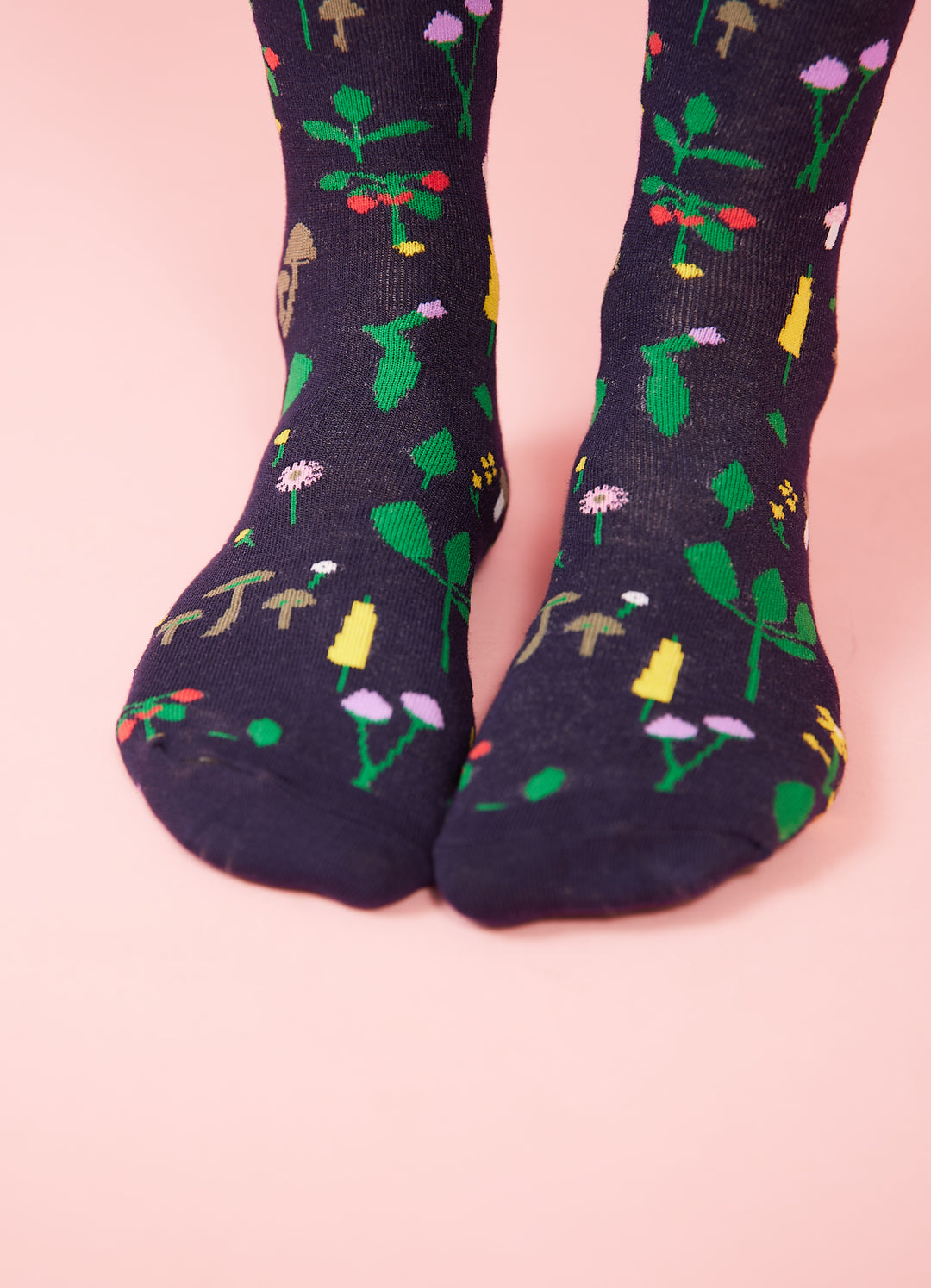 Socks - navy botanical