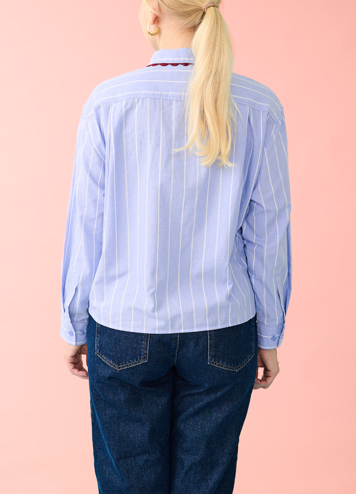 Edge infusion blouse