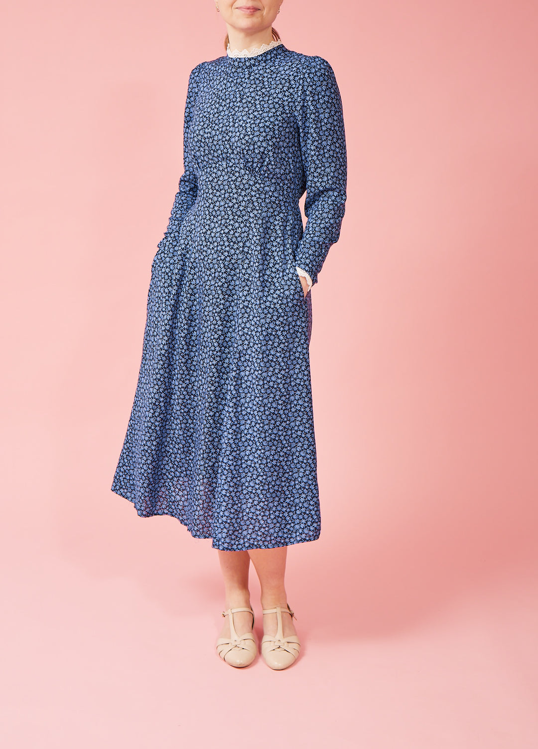 Timothy Midi Dress - blomstret/navy