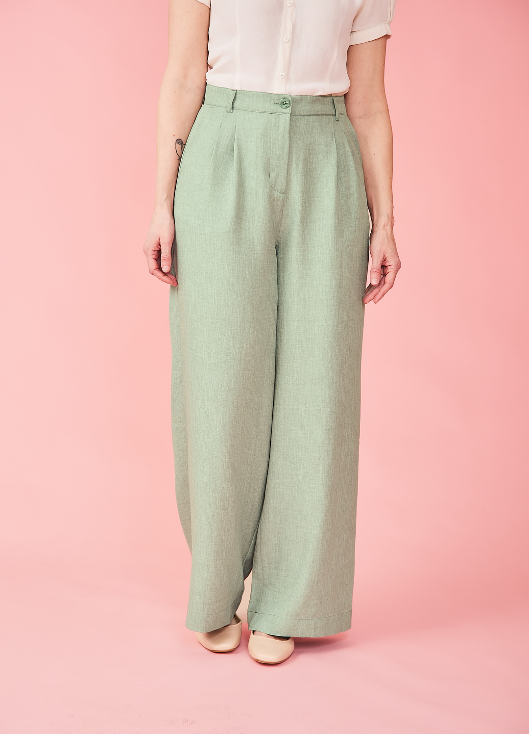Light Green High-Waist Pants | Mademoiselle Yeye | Buy Online Dress the bird Light Green High-Waist Pants | Mademoiselle Yeye | Buy Online Dress the bird