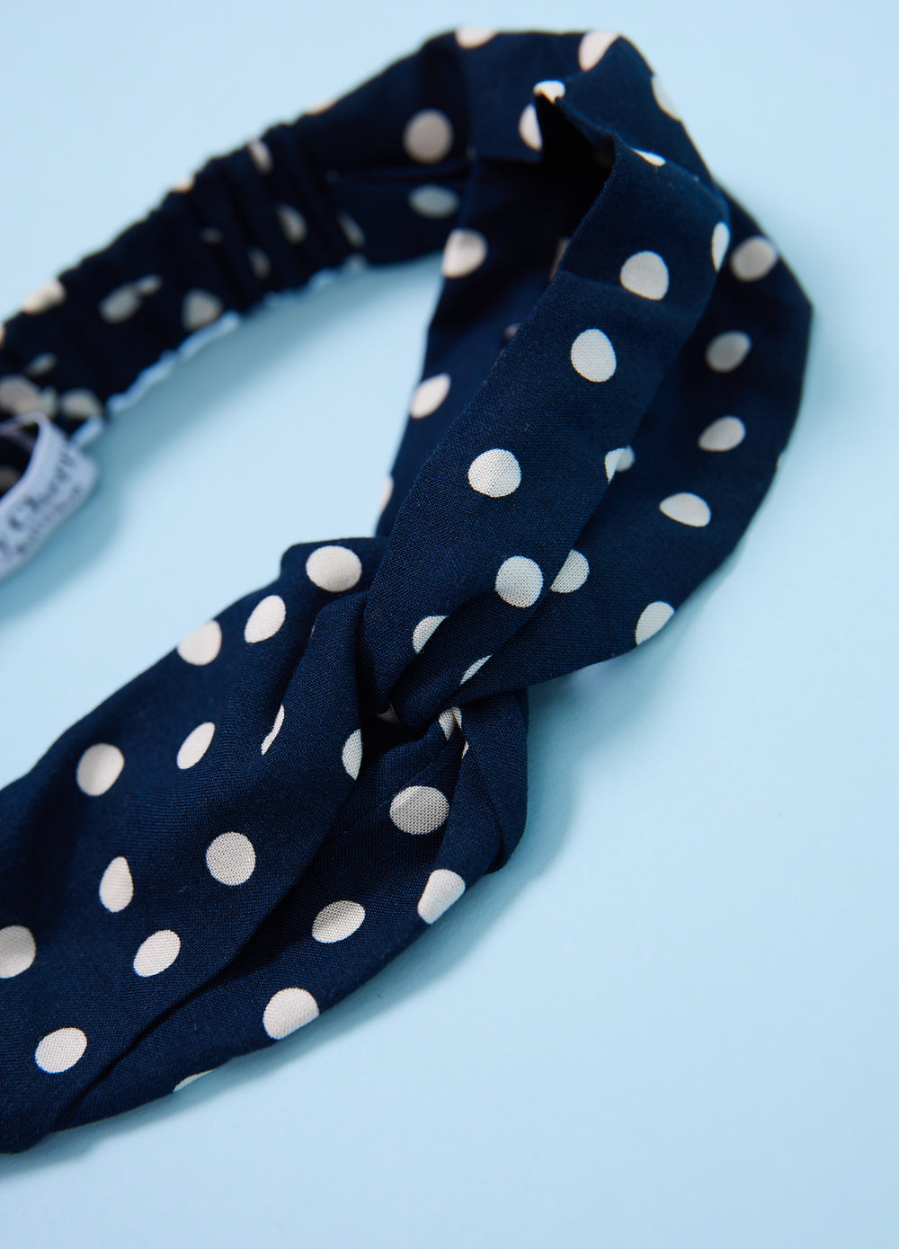 #color_navy-polka