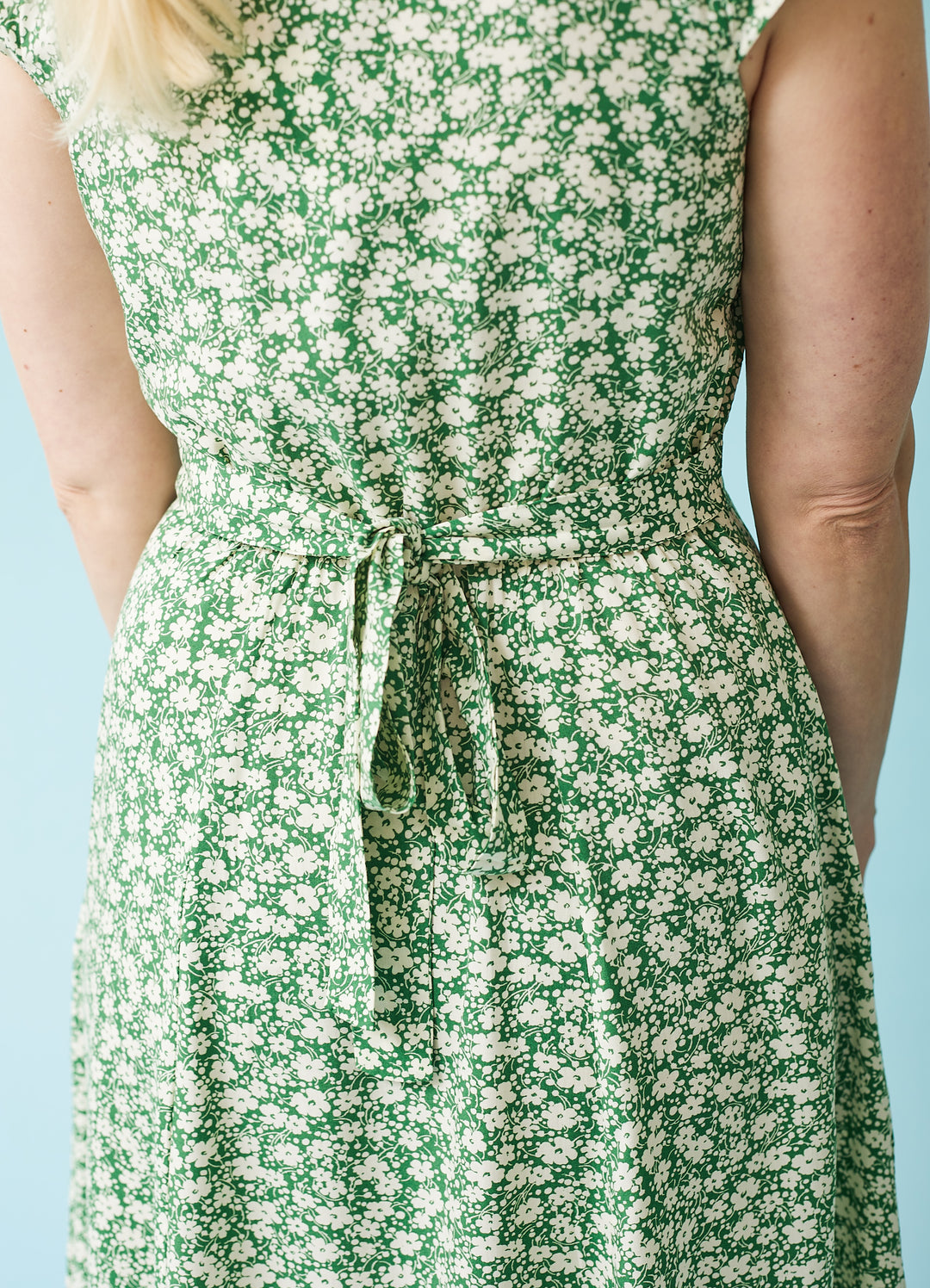 Cathleen Midi Periwinkle Tea Dress - grøn/creme