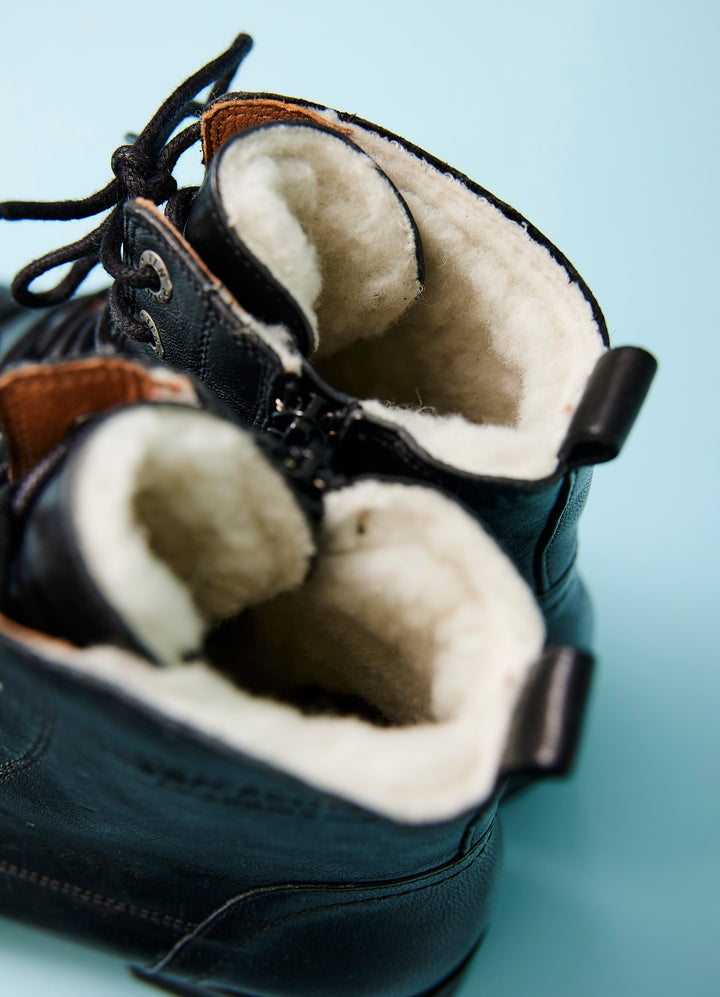 Pandora winter boots - Black with wool lining