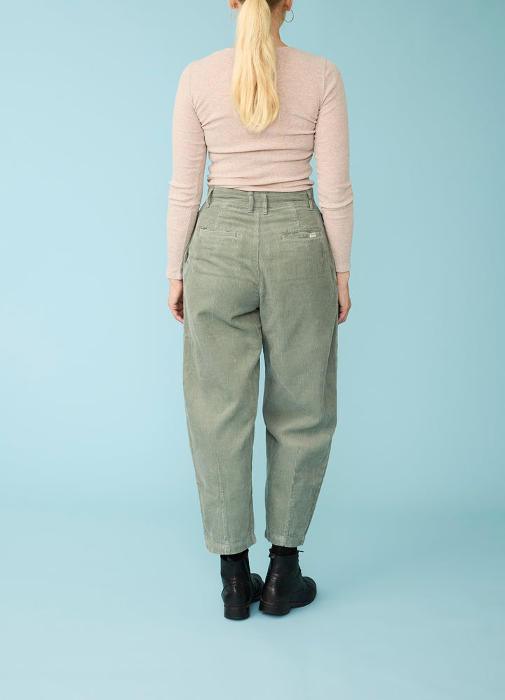 #farve_washed-green