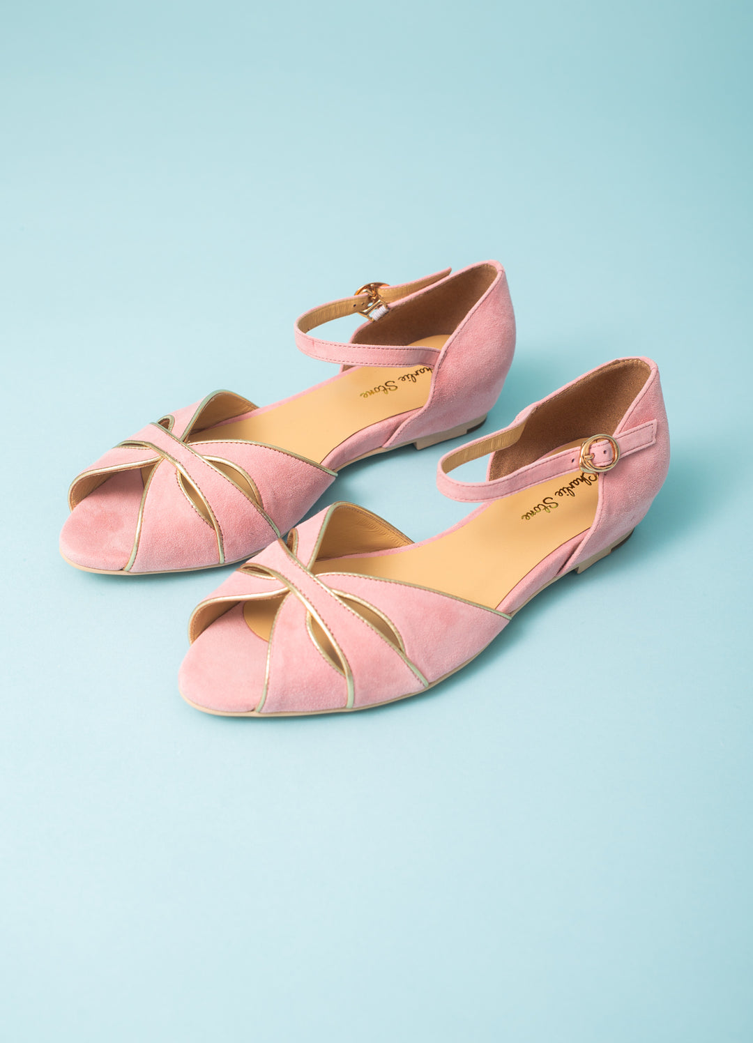 Lyserøde sandaler i ruskind | Charlie Stone Shoes | online – Dress the bird