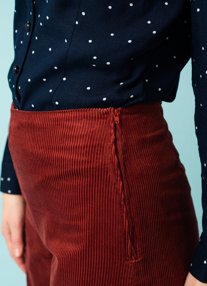 Velvet trousers with a high waist and wide legs - light burgundy